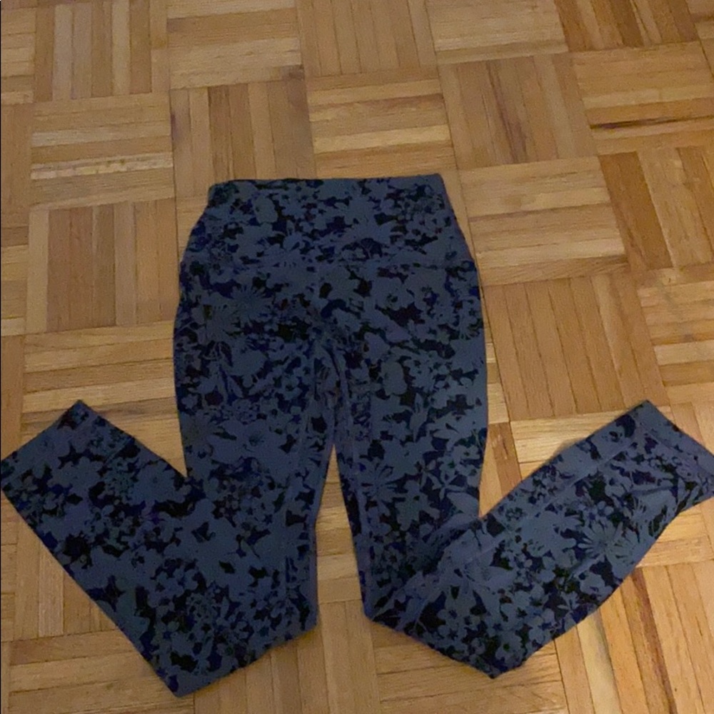 Lululemon high rise floral leggings size 2